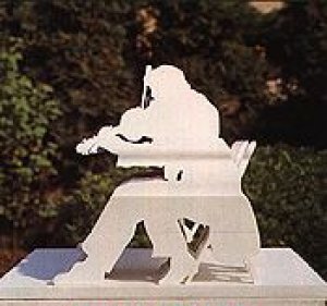 Ambiguous Sculpture Optical Illusion Ambiguous Sculpture Optical Illusion