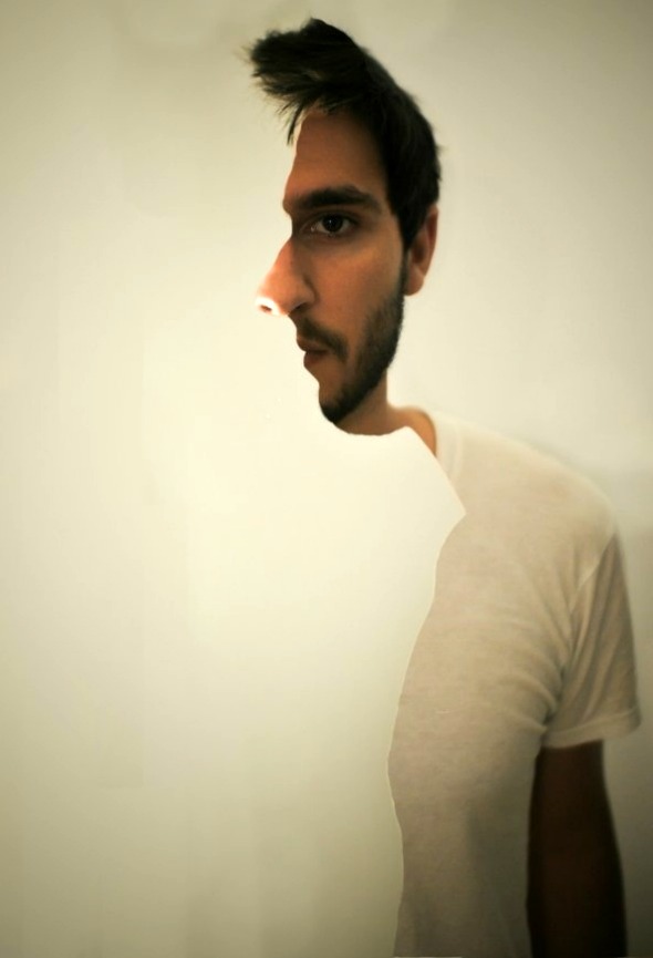 weird profile illusion