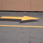 floating_arrow_optical_illusion