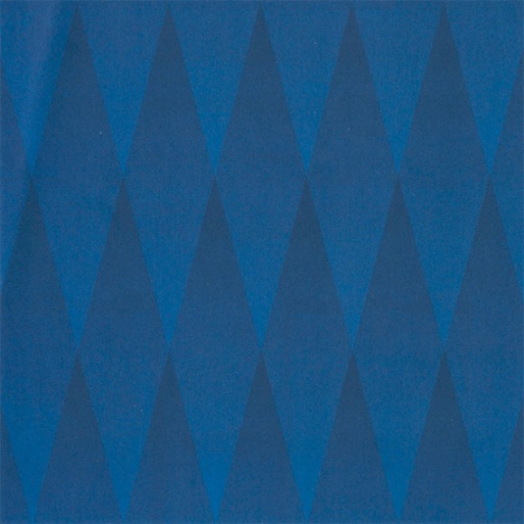 blue-triangles-illusion