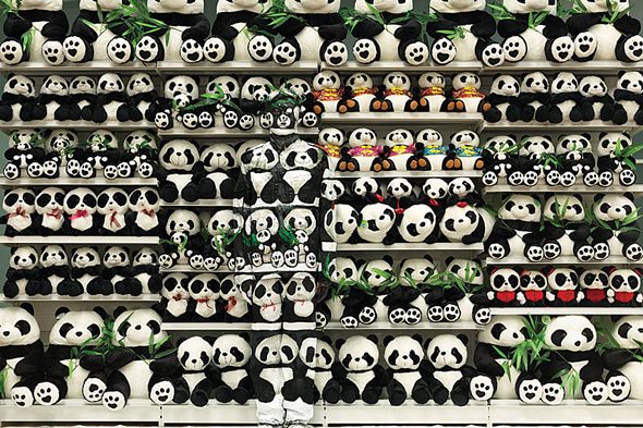 Liu Bolin, Once Again… img