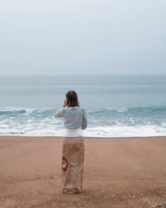 A Woman at the Beach Optical Illusion