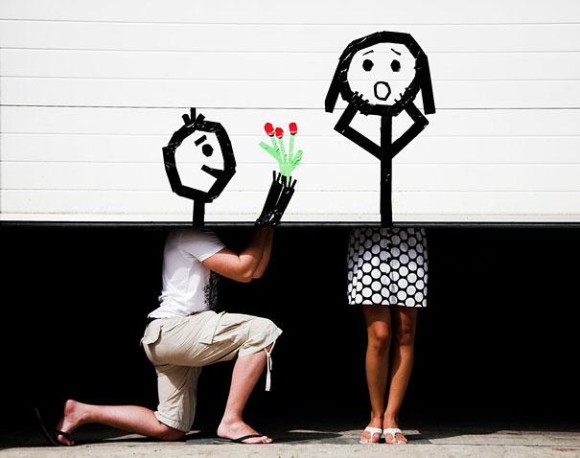 How to Give Flowers to a Girl Optical Illusion