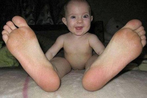 Baby With Giant Feet Optical Illusion