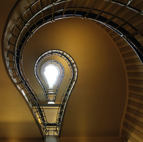 staircase illusion