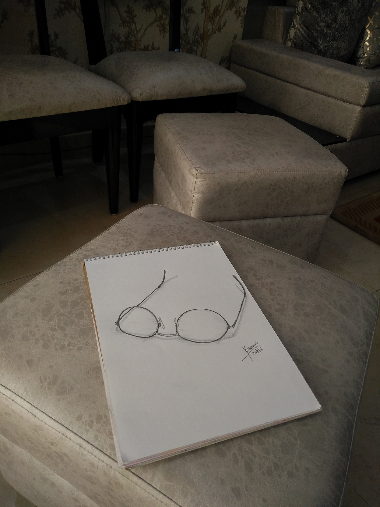 Optical Illusion Drawing of Eyeglasses
