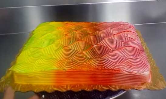 color changing cake 2