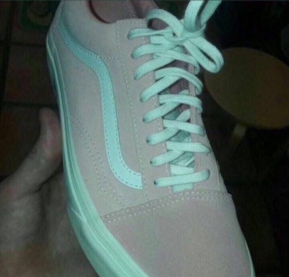 color optical illusion